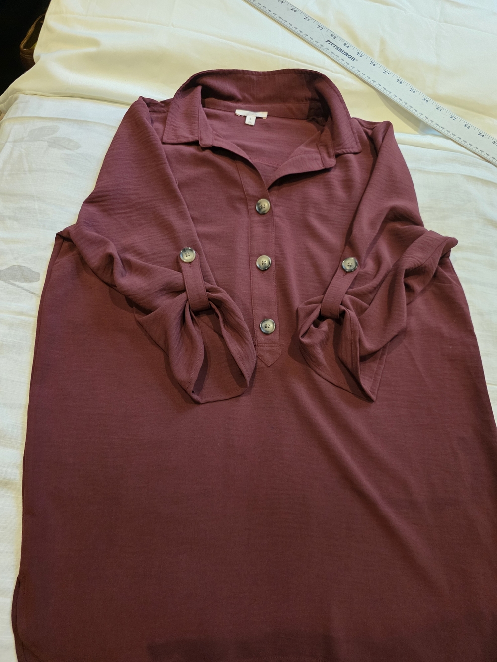 Como Vintage Button-Front Tunic Top - Burgundy